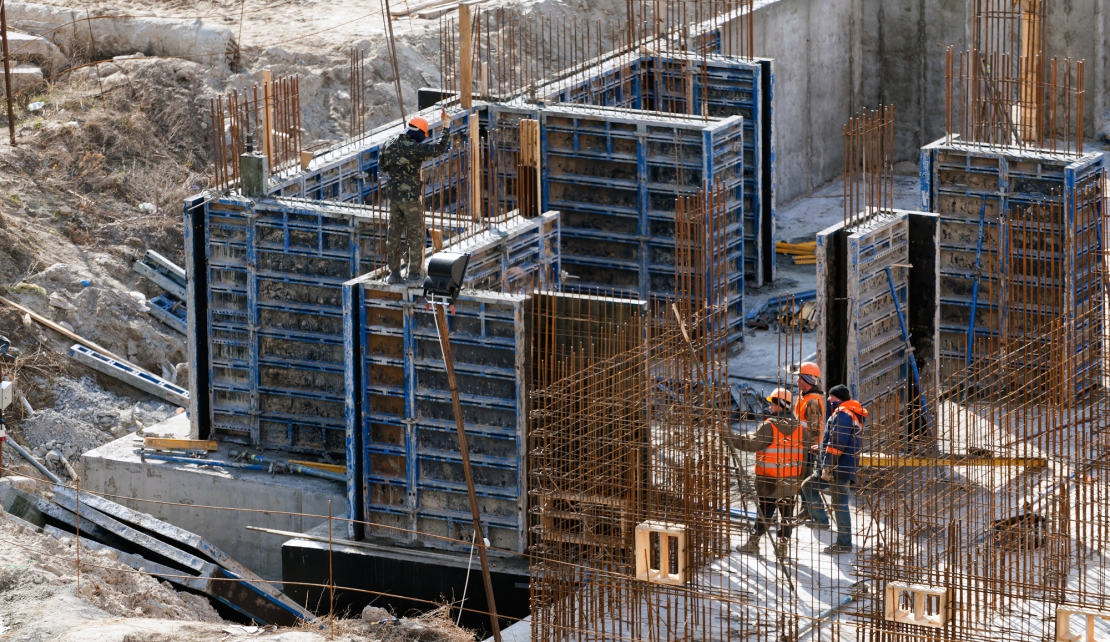 10 things to consider when hiring a Building Contractors